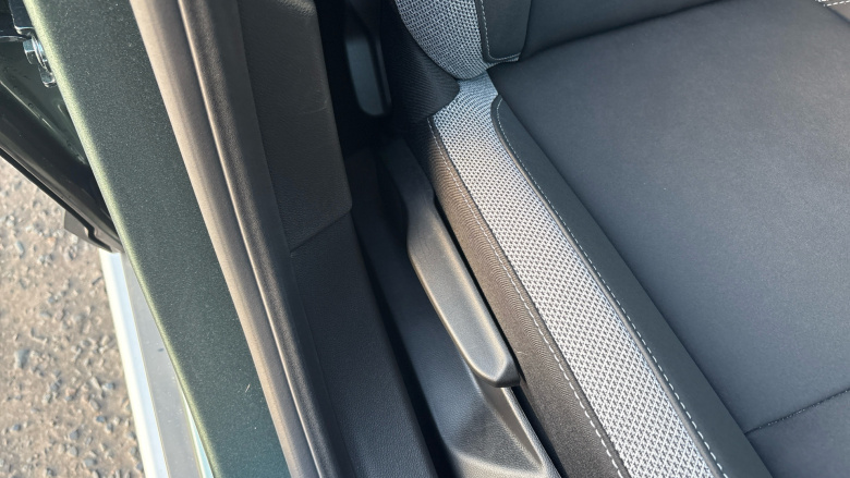 Dacia Bigster 1.8 Hybrid 155 Journey 5dr Auto Hybrid Estate